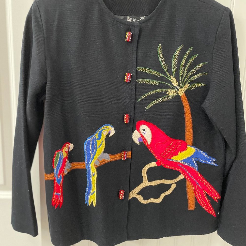 Puffinisland Sportswear Black Embroidered Parrots Jacket sz S 100% cotton